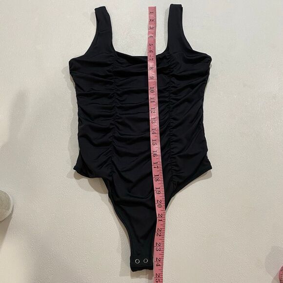 Abercrombie & Fitch Soft Collection Ruched Black Bodysuit Size XS - Picture 5 of 6